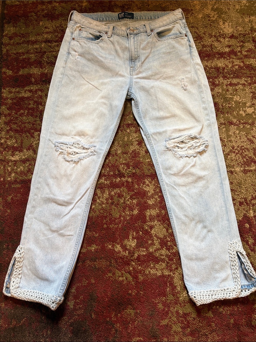 Gap size 6 boyfriend jeans with crochet accents